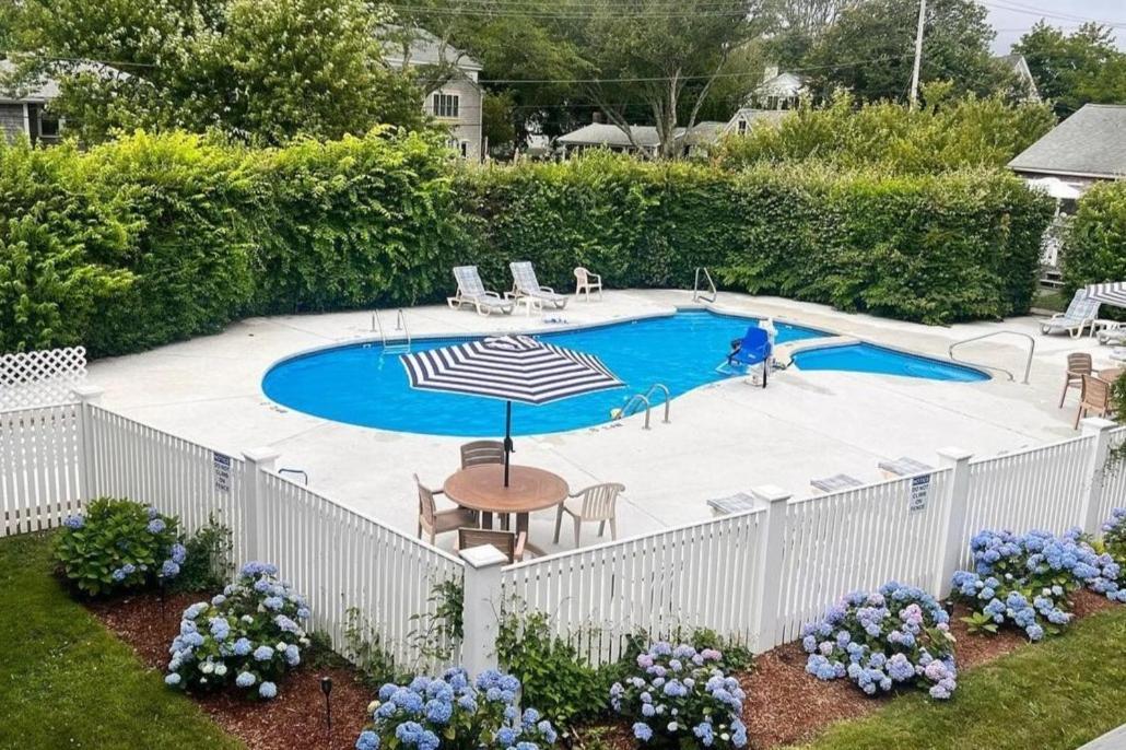 Edgartown Commons Vacation Apartments Экстерьер фото